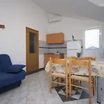 With A Parking Space Pirovac, Sibenik - 6246 Apartment