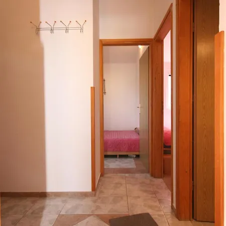 Appartement With A Parking Space Pirovac, Sibenik - 6246 Pirovac