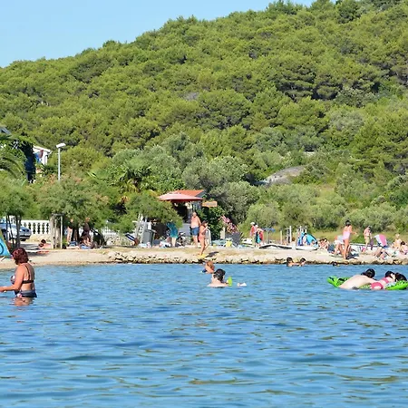 With A Parking Space Pirovac, Sibenik - 6246 *