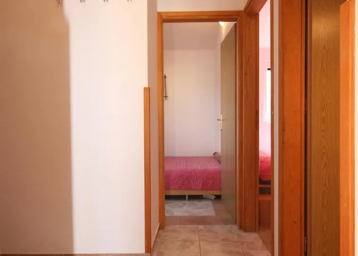 Apartamento With A Parking Space Pirovac, Sibenik - 6246 Pirovac